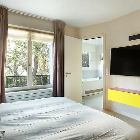 Apartment Neuilly Апартаменты Нёйи-сюр-Сен